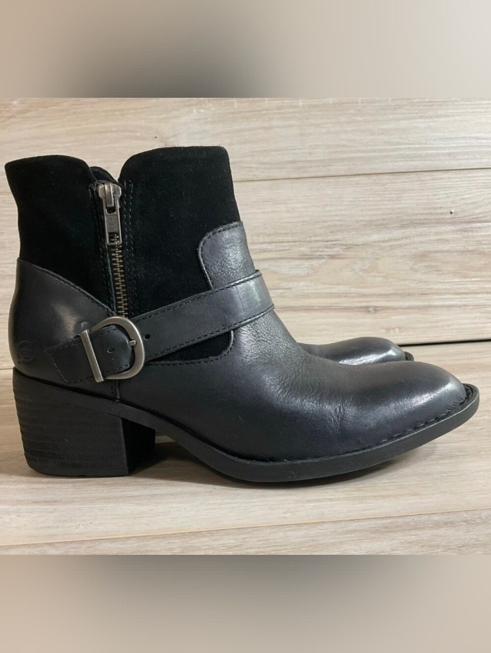 NEW BORN Korita Leather Western Ankle Boots Booties Black Side Zip Size 7.5